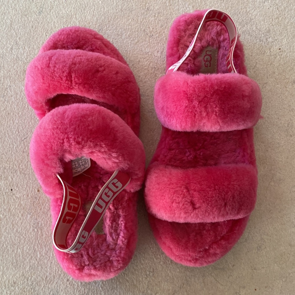 Pink ugg slides - Picture 3 of 3
